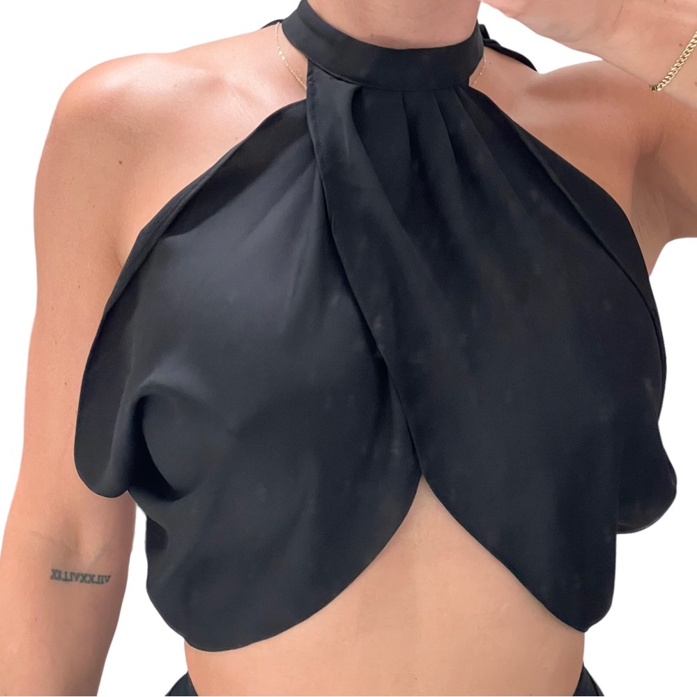 Brand: ASOS   Size: US 4   Color: Black
